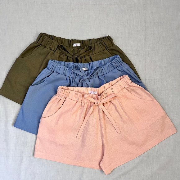 Women's Linen Shorts - Picture 12 of 13